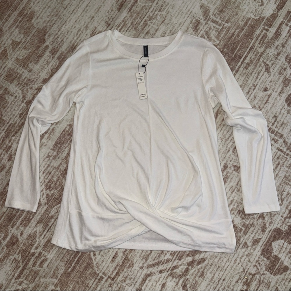 White Twist Hem Long Sleeve Top Women’s Medium New with tags
